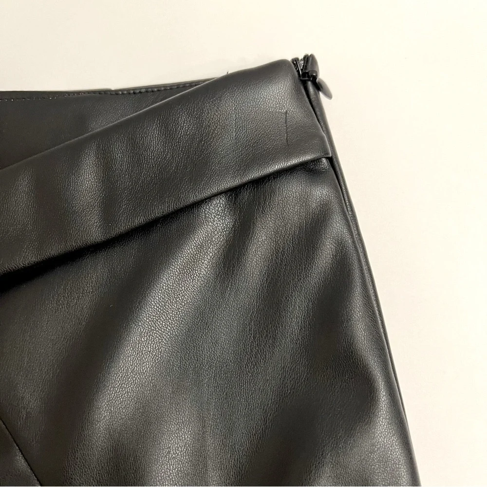 AKIRA Faux Leather Crossover Front Mini Skirt-Black - Picture 11 of 12